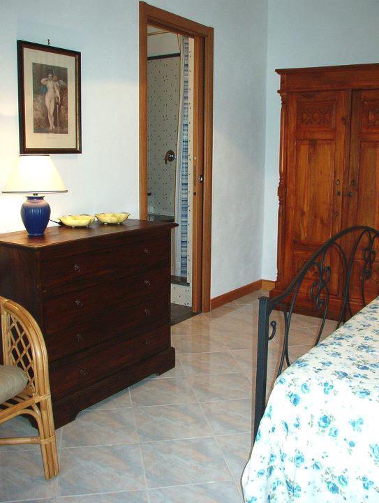 Residence L'Uliveto Gioiosa Marea Δωμάτιο φωτογραφία